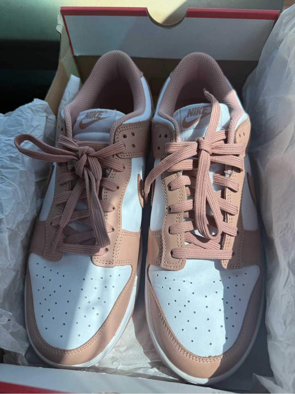 Nike Dunk Low in White and Rose Whisperer - Picture 3 of 6